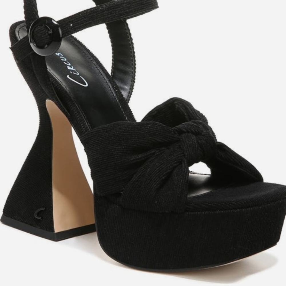 Circus by Sam Edelman Black Platform Sandals with Bow